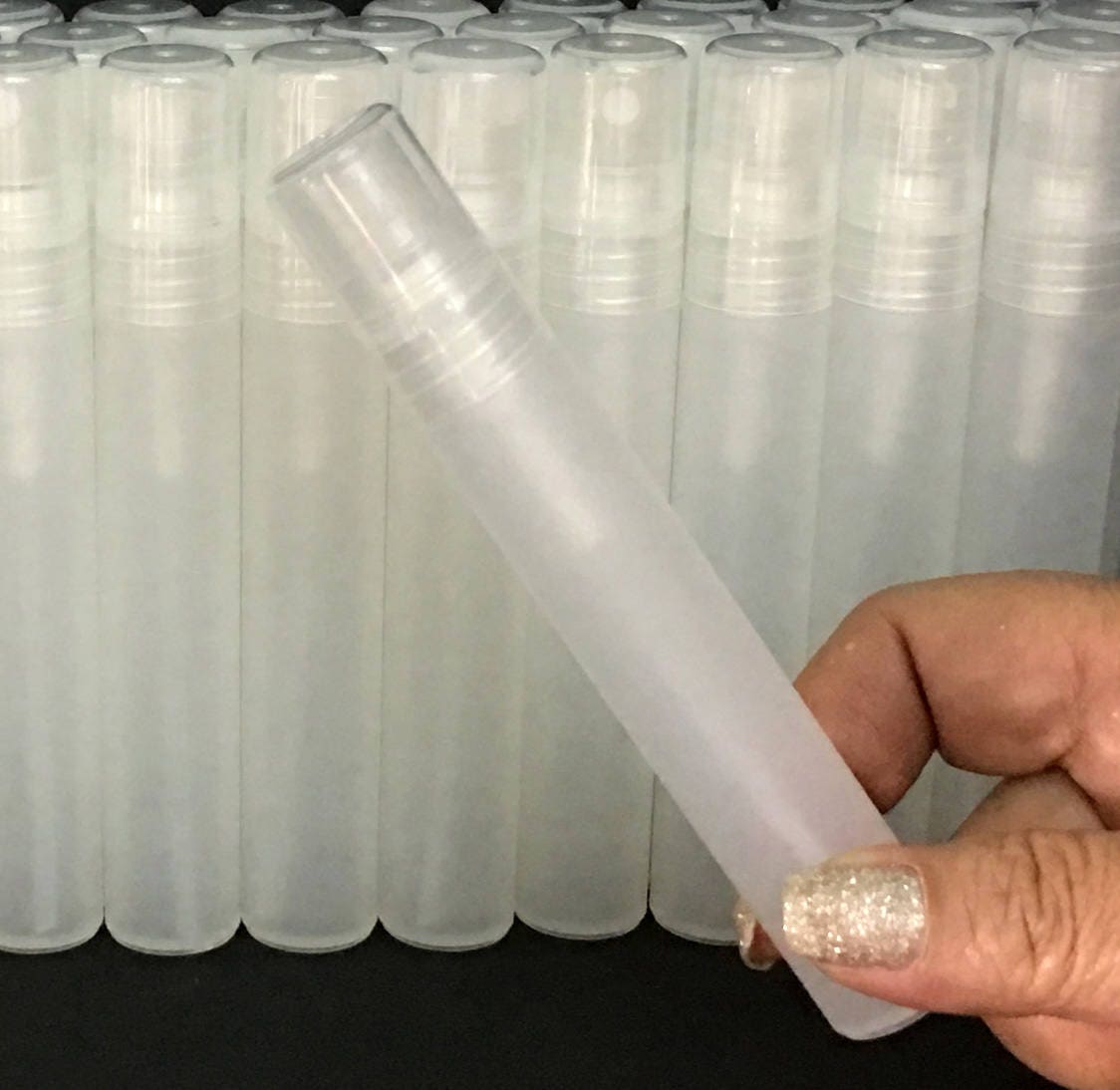 Plastic Spray Bottles Perfume Atomizers Refillable Pocket Misters Liquid Product Storage 15 Ml (50 Bottles) 3315-50 Discount Cosmetic Jars